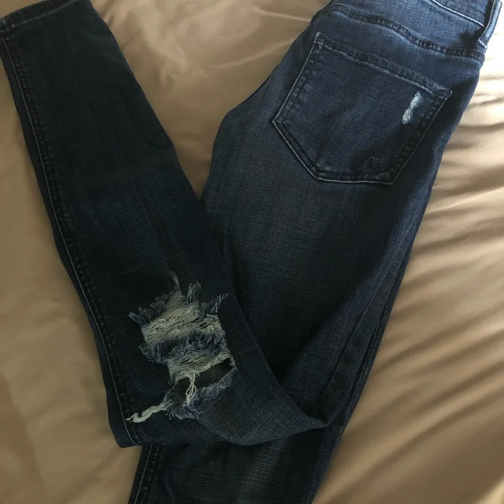 Express Jeans - Picture 2 of 4
